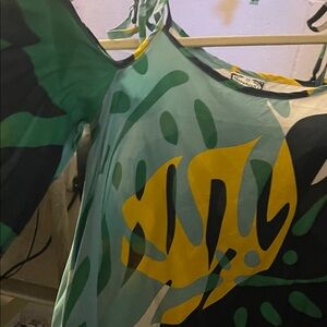 Manuhealii Tropical Leaf Print Blouse